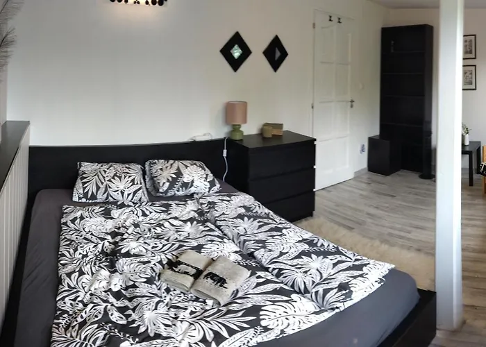 Flora House 3 Minutes From Lake Balaton