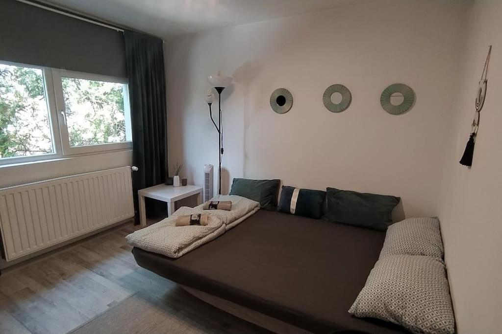 Дом отдыха Flora House 3 Minutes From Balaton Кестхей