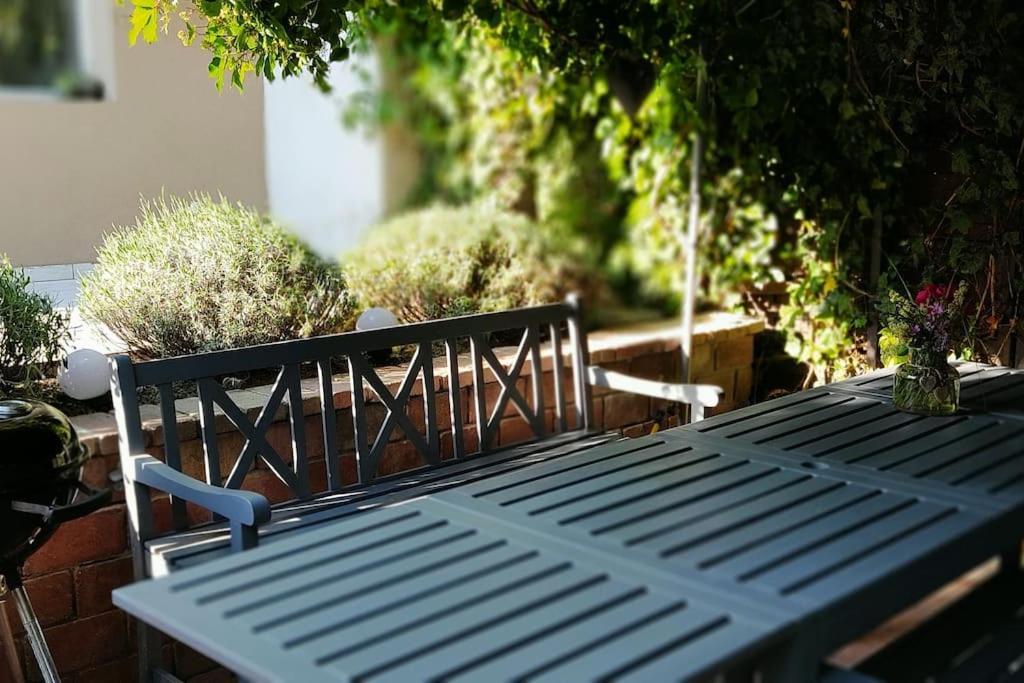 Flora House 3 Minutes From Balaton Будинок відпочинку